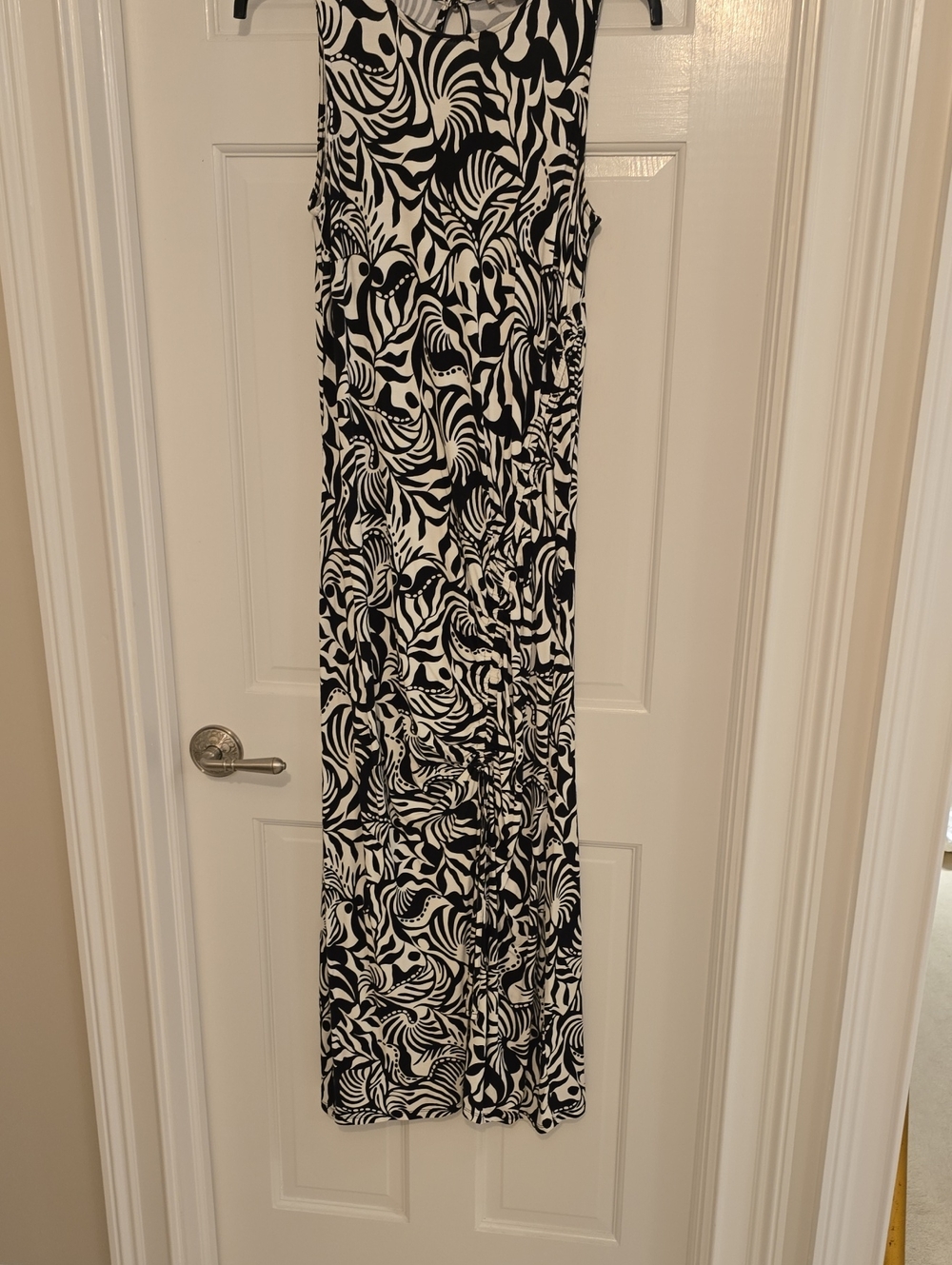 Black & White Abstract Print Maxi Dress